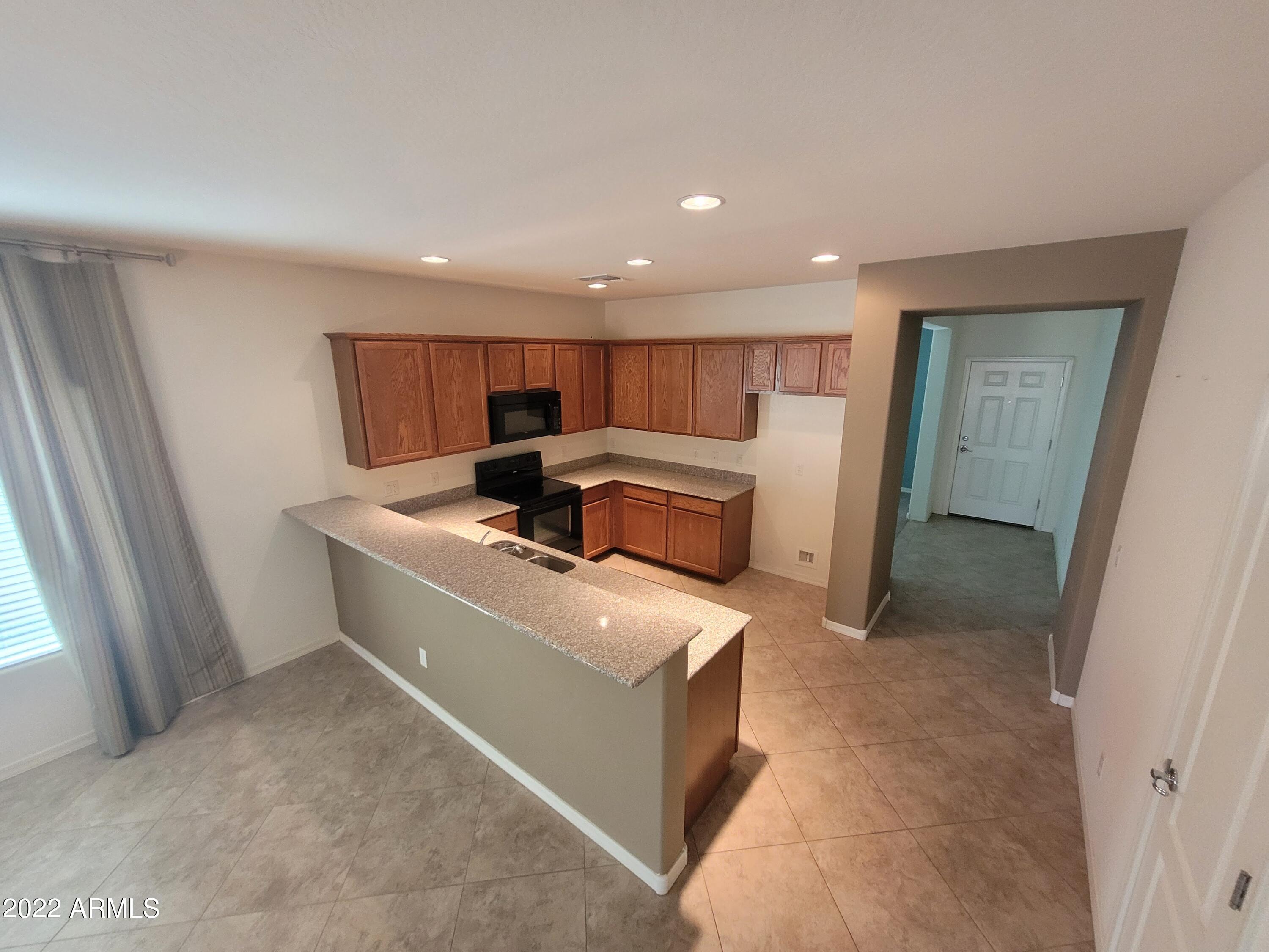 1274 W JAMAICA HOPE Way