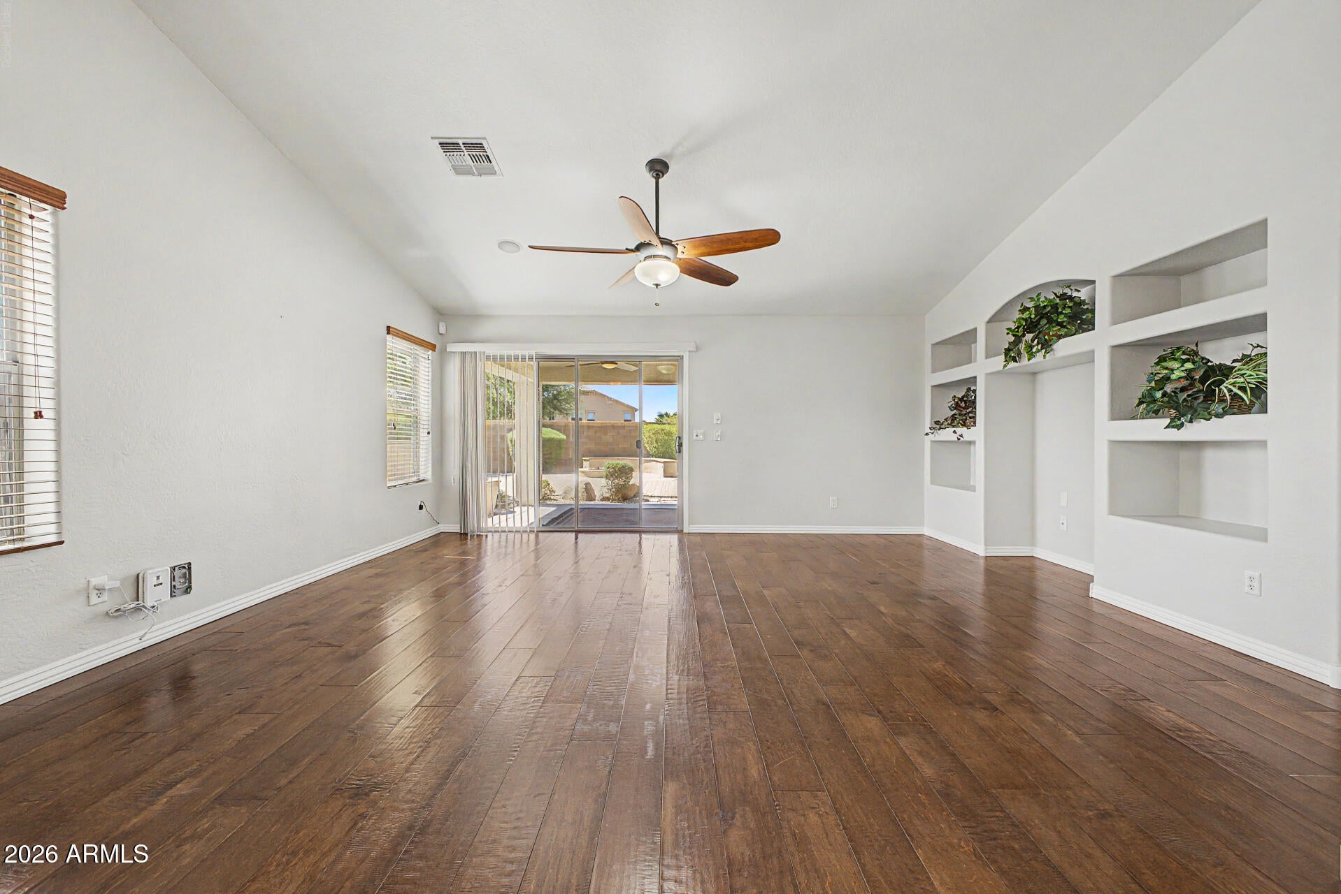 41618 W ELM Drive