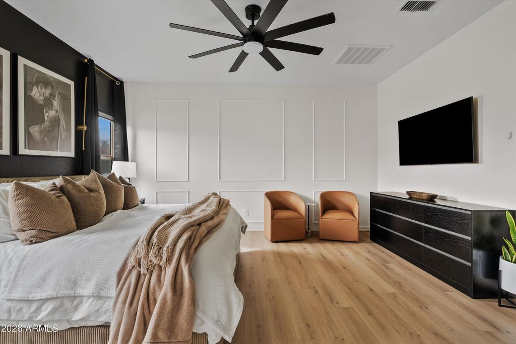 Photo of 915 W Sisso Tree Avenue, San Tan Valley, AZ 85140 (MLS # 6974105)