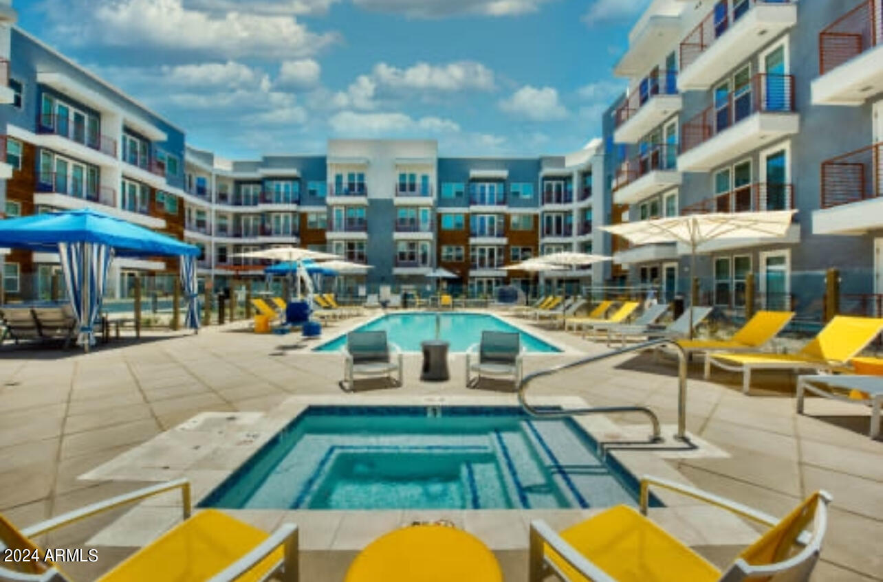 3601 N CENTRAL Avenue A2