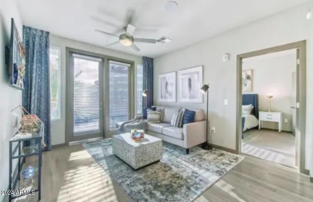 3601 N CENTRAL Avenue A2