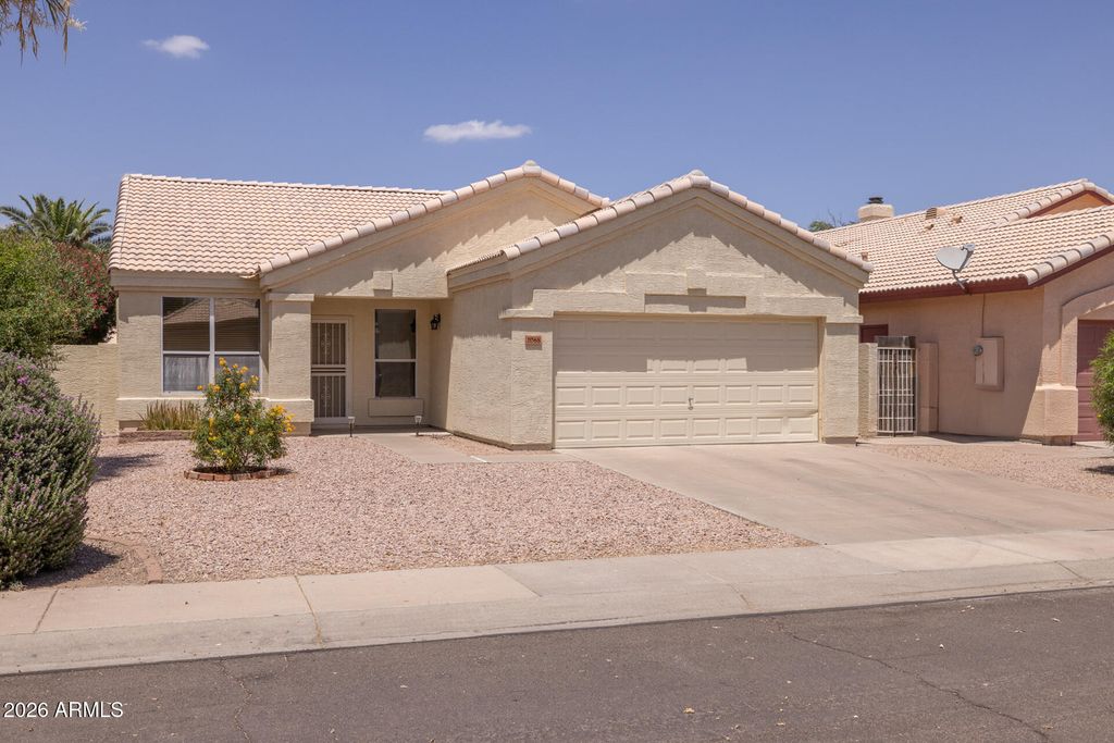 Photo of 1068 W Glenmere Drive, Chandler, AZ 85224 (MLS # 7030799)