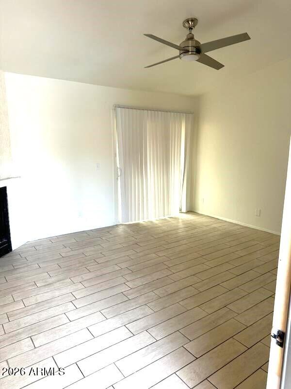 1548 W SAHUARO Drive