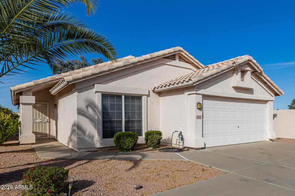 Photo of 11546 W Sonoran Court, Surprise, AZ 85378 (MLS # 6978006)