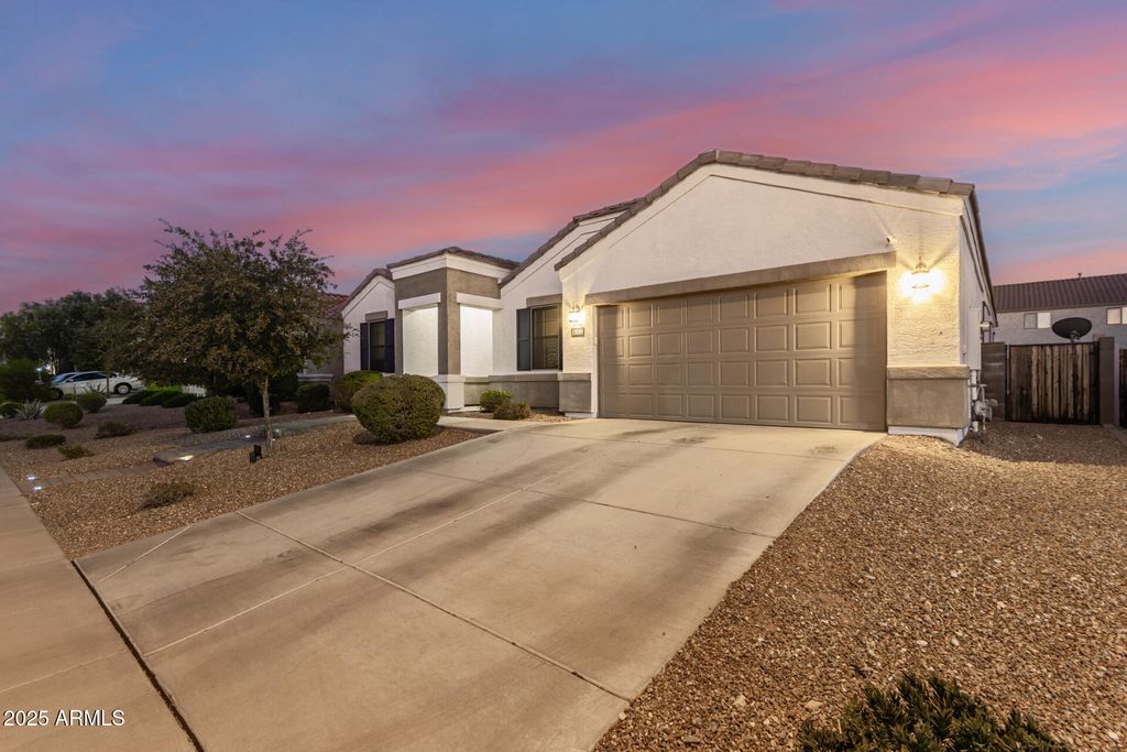 Photo of 30309 W Whitton Avenue, Buckeye, AZ 85396 (MLS # 6924624)