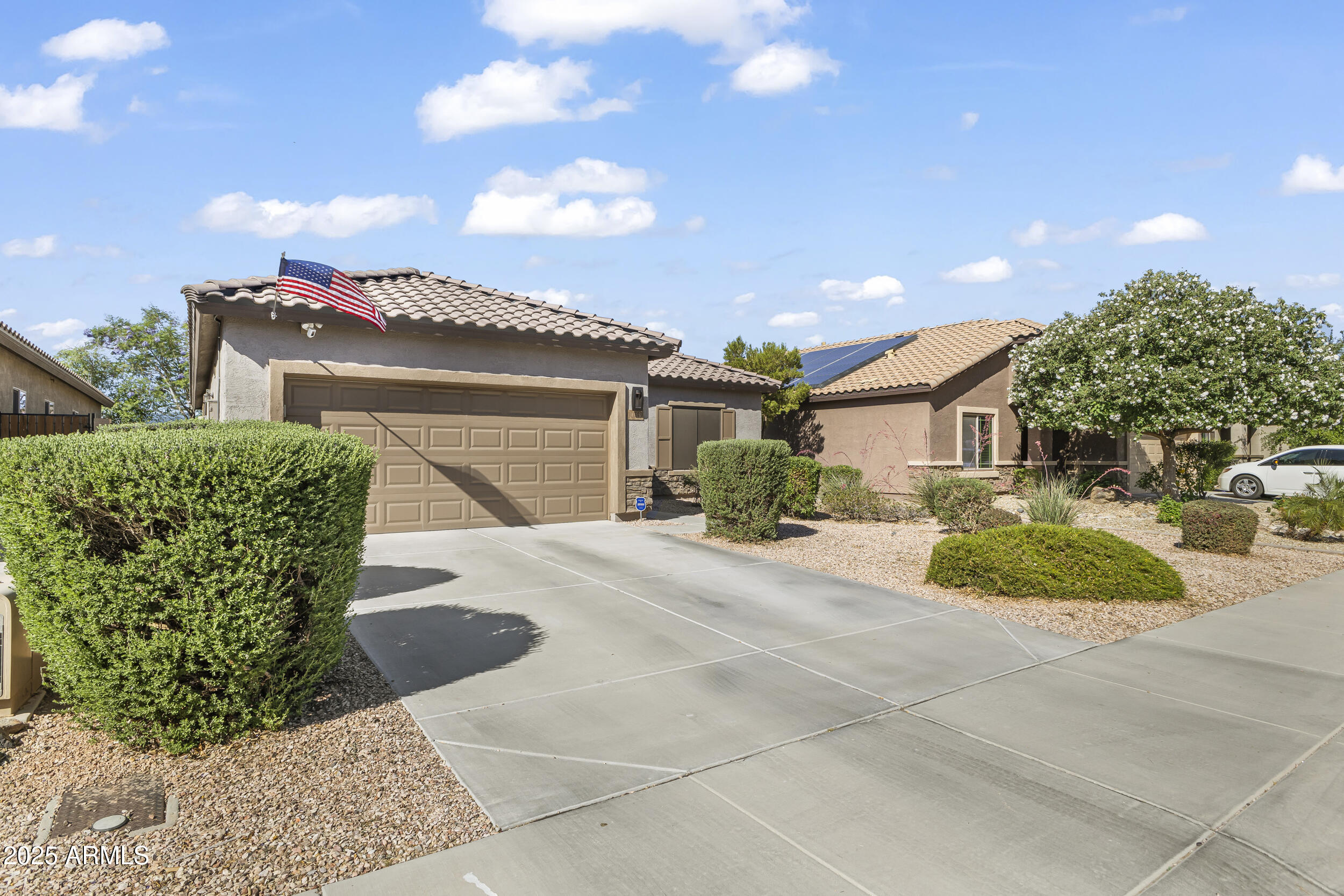 10749 W LARIAT Lane