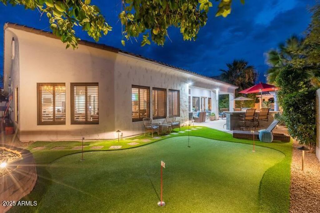 Photo of 7673 E Calle De Las Brisas, Scottsdale, AZ 85255 (MLS # 6888149)