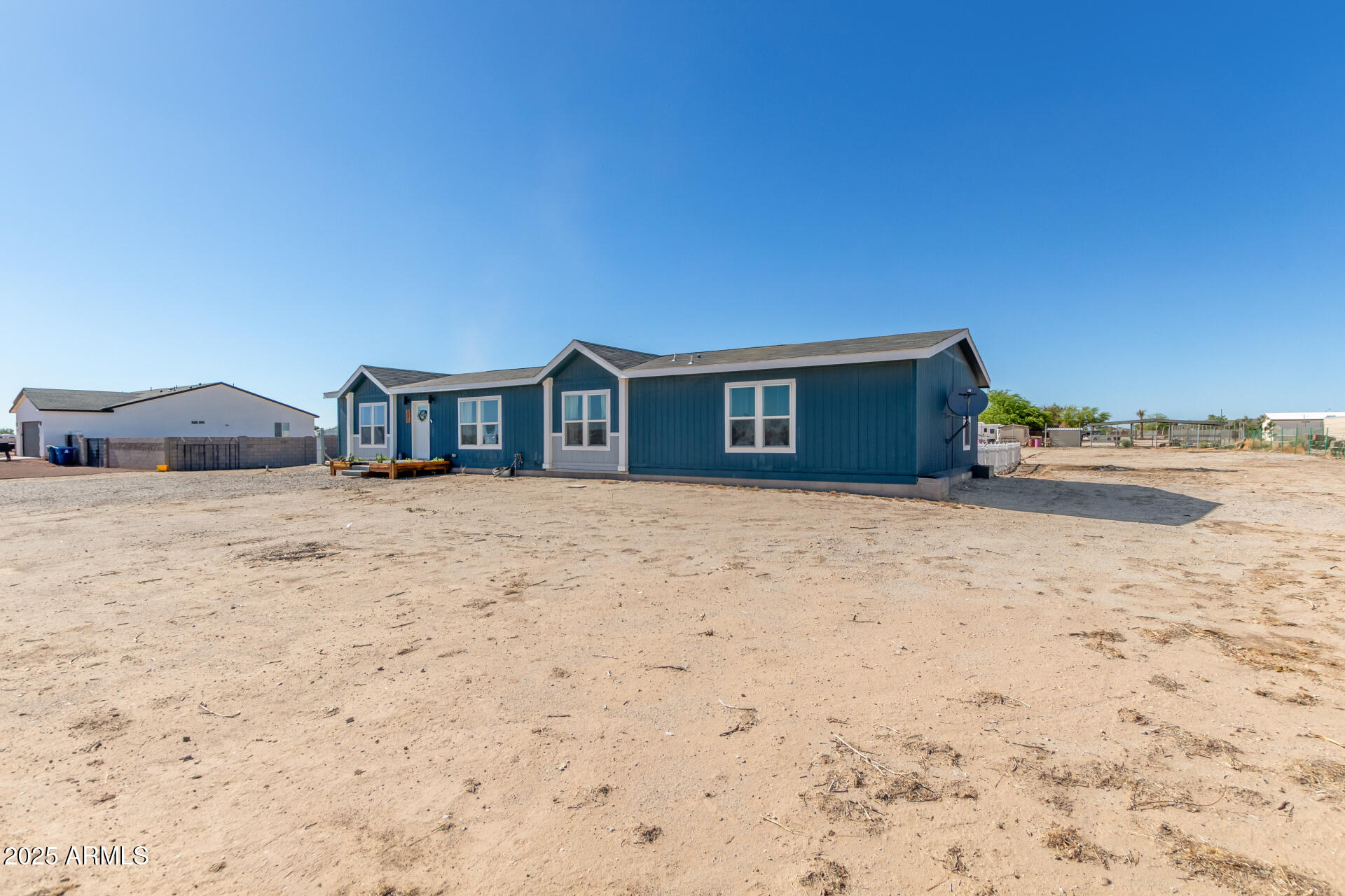 29938 W LATHAM Street