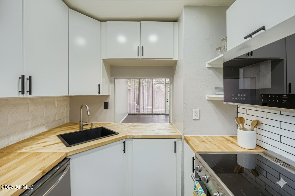 Homes for Sale in Queen Creek Arizona 3 3002 N 32ND Street 13