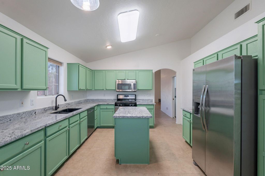 Photo of 13145 W Cambridge Avenue, Goodyear, AZ 85395 (MLS # 6927301)