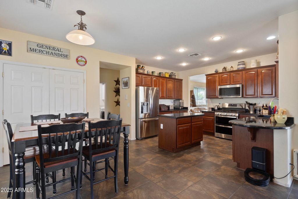 Photo of 2116 W Kuralt Drive, Anthem, AZ 85086 (MLS # 6913363)