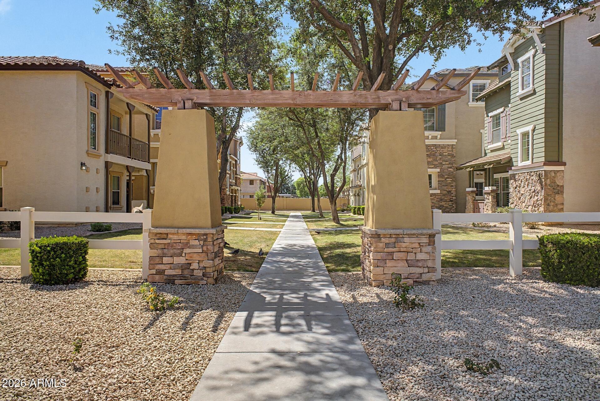 ARBOR WALK AMD - Residential