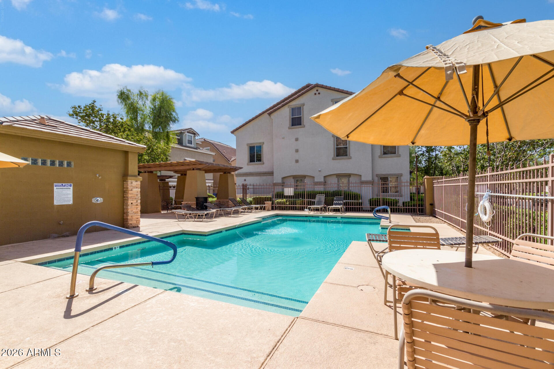ARBOR WALK AMD - Residential
