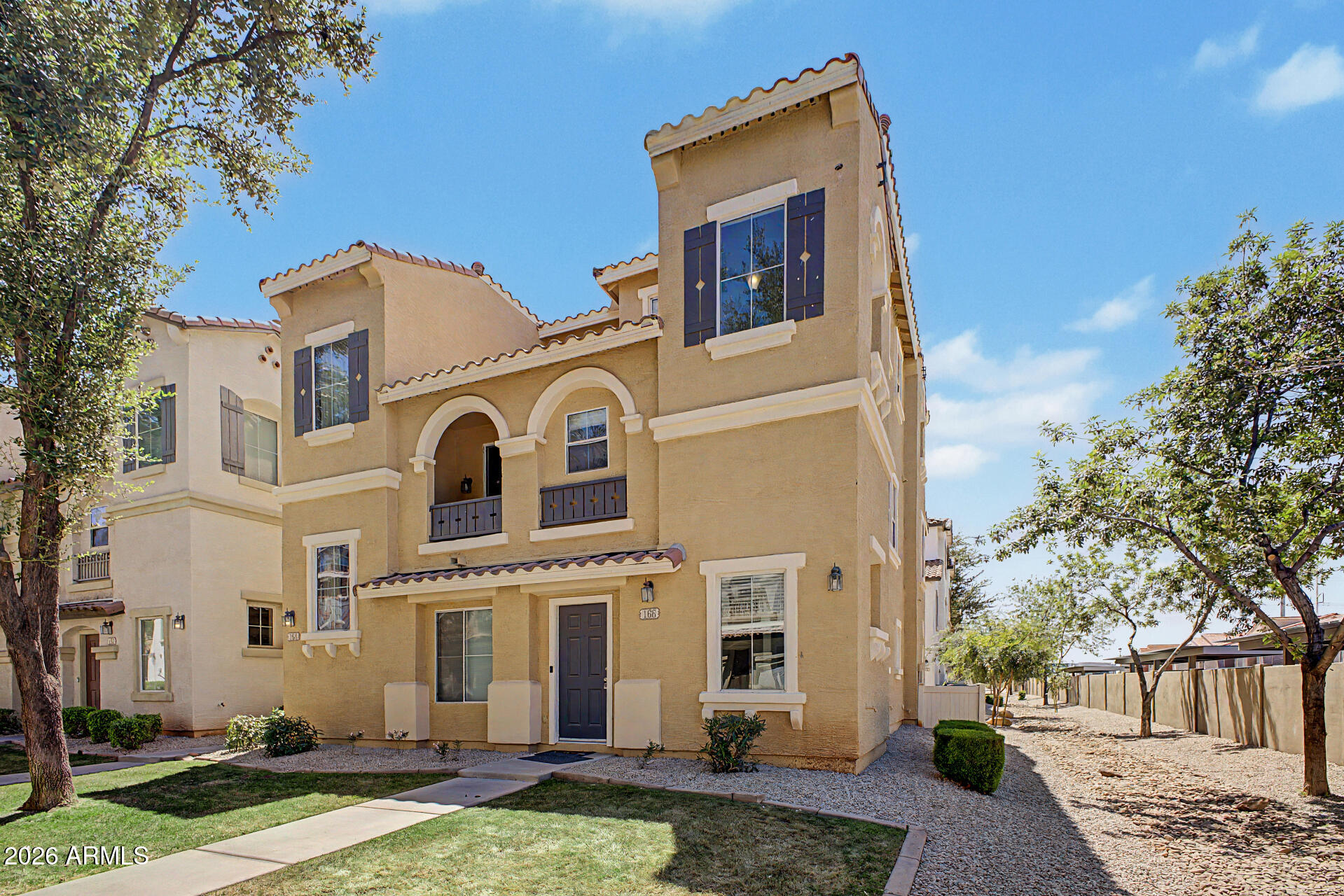 ARBOR WALK AMD - Residential