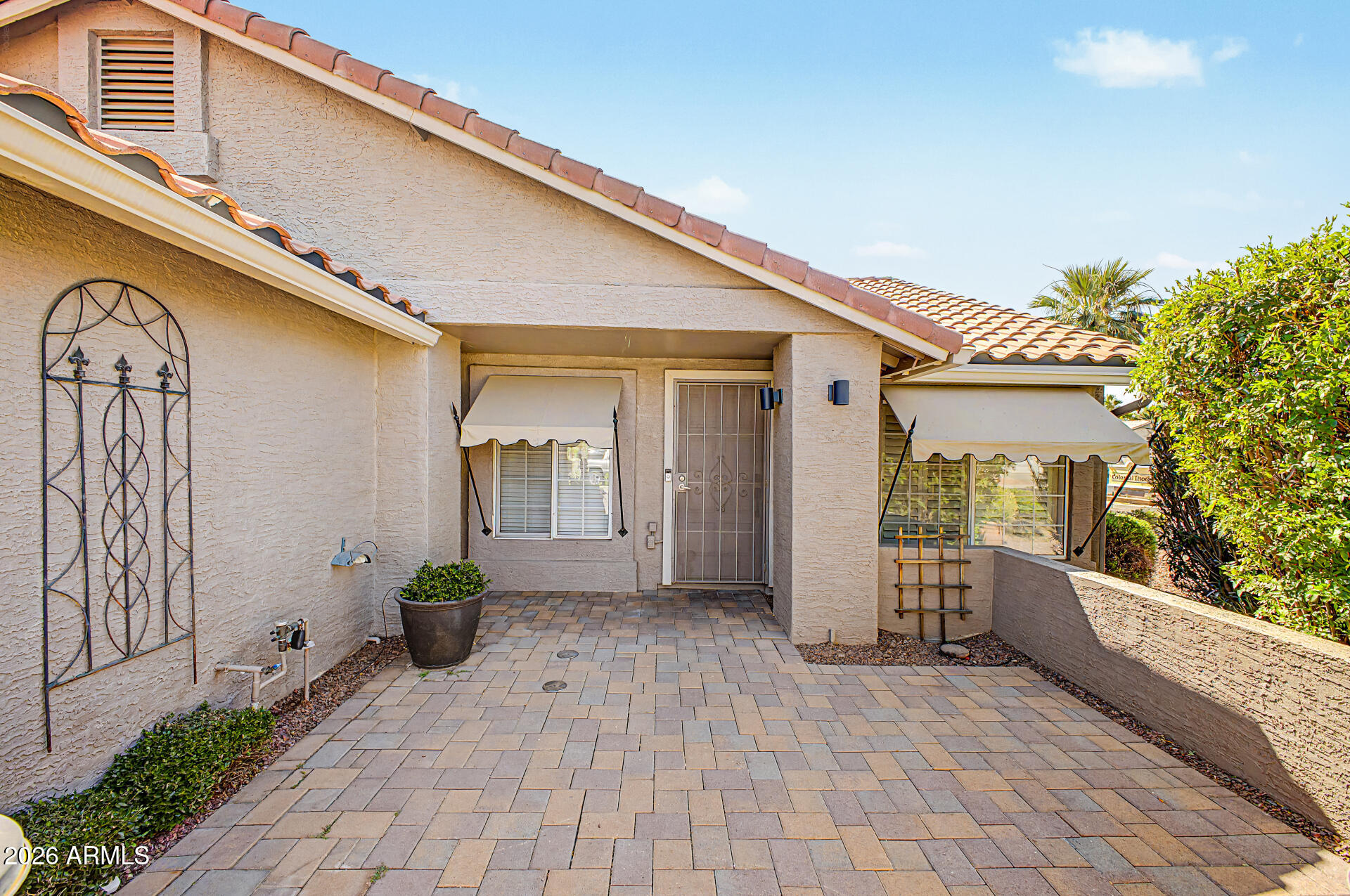 309 N WESTPORT Drive