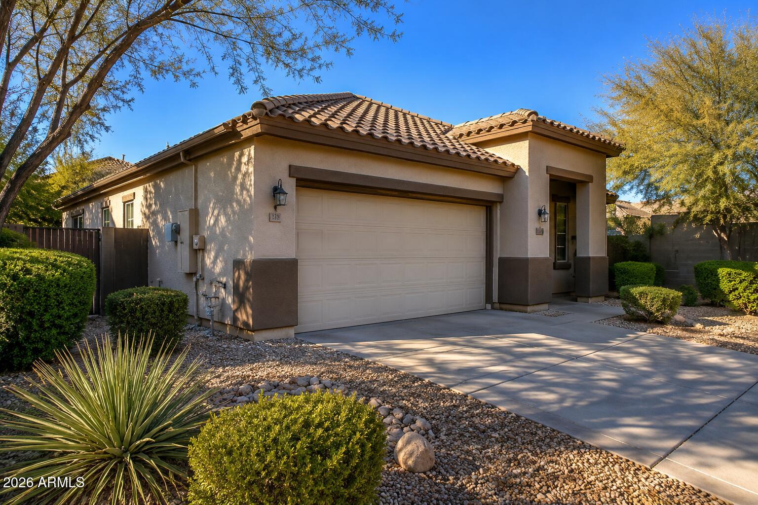 2436 W LEWIS AND CLARK Trail