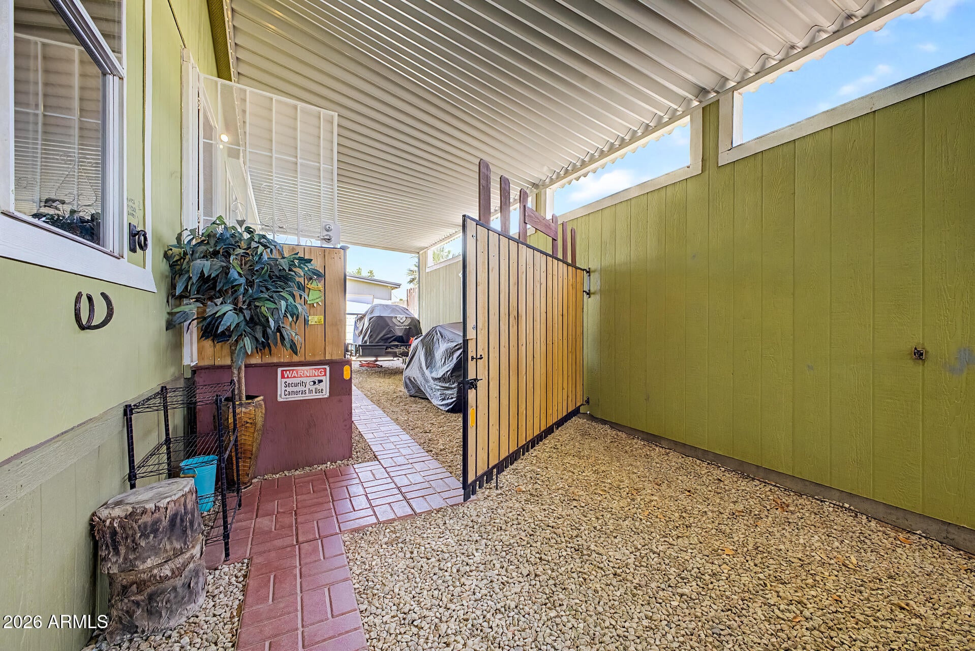 7308 E JUANITA Avenue