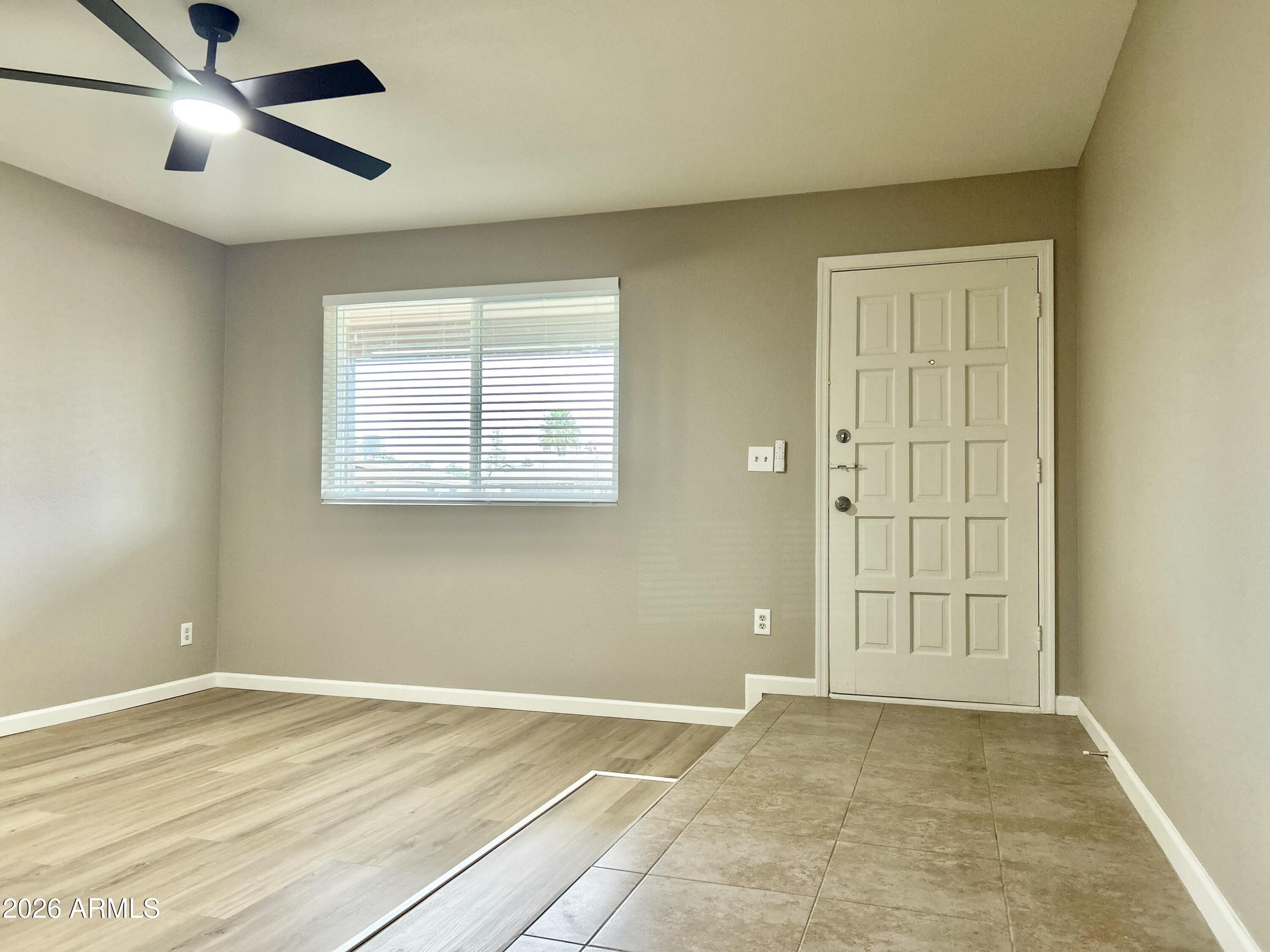 1549 E DIAMOND Avenue