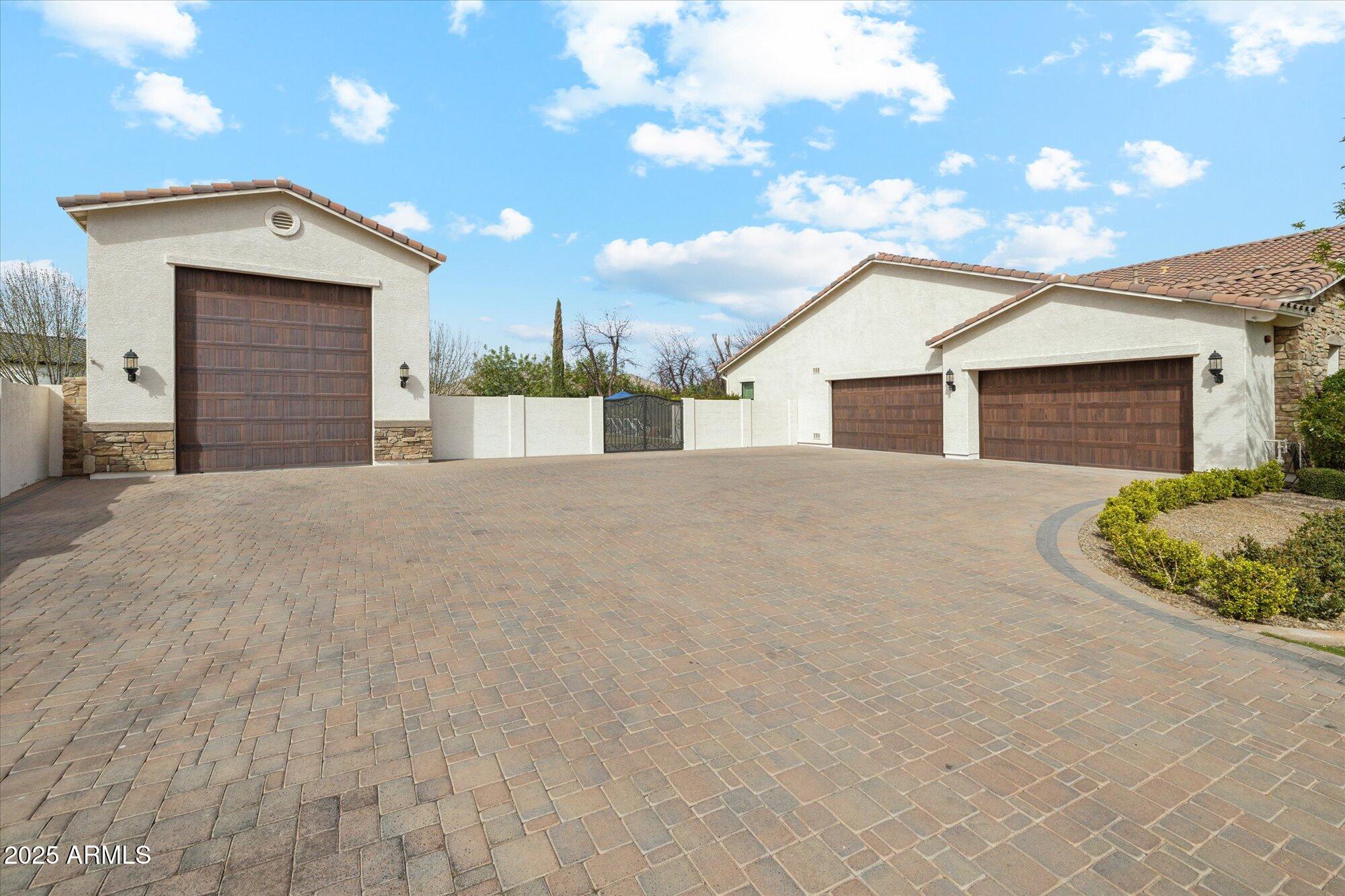 20216 E SUNSET Court