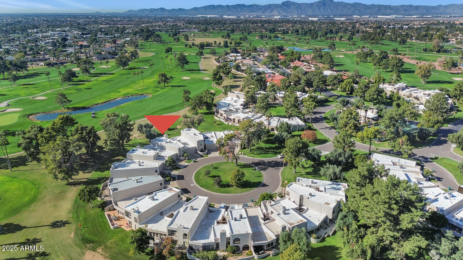 1035 N VISTA VERDE --