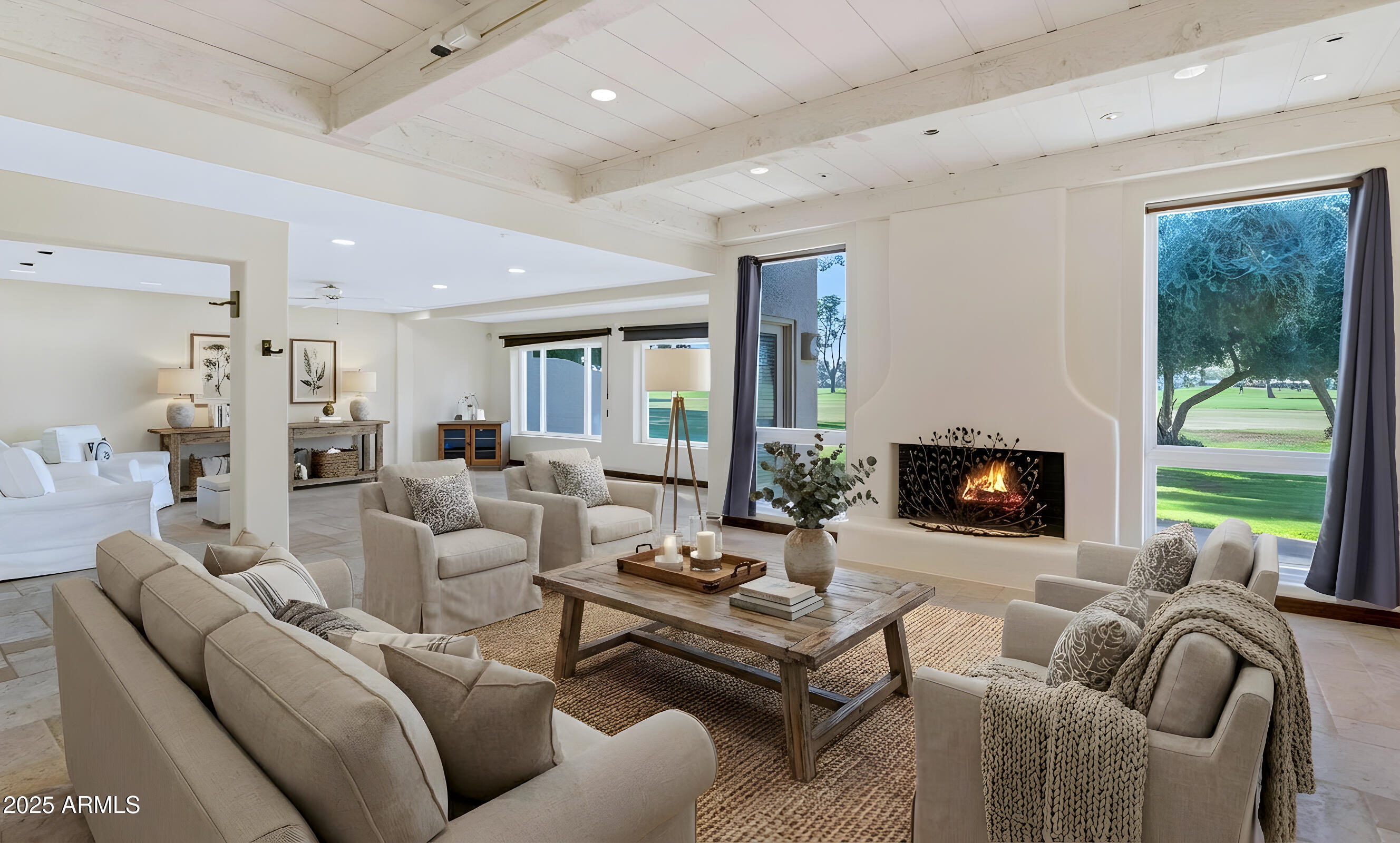 1035 N VISTA VERDE --