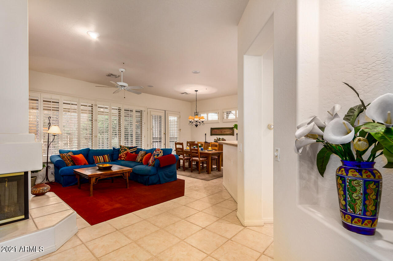 6892 E NIGHTINGALE STAR Circle