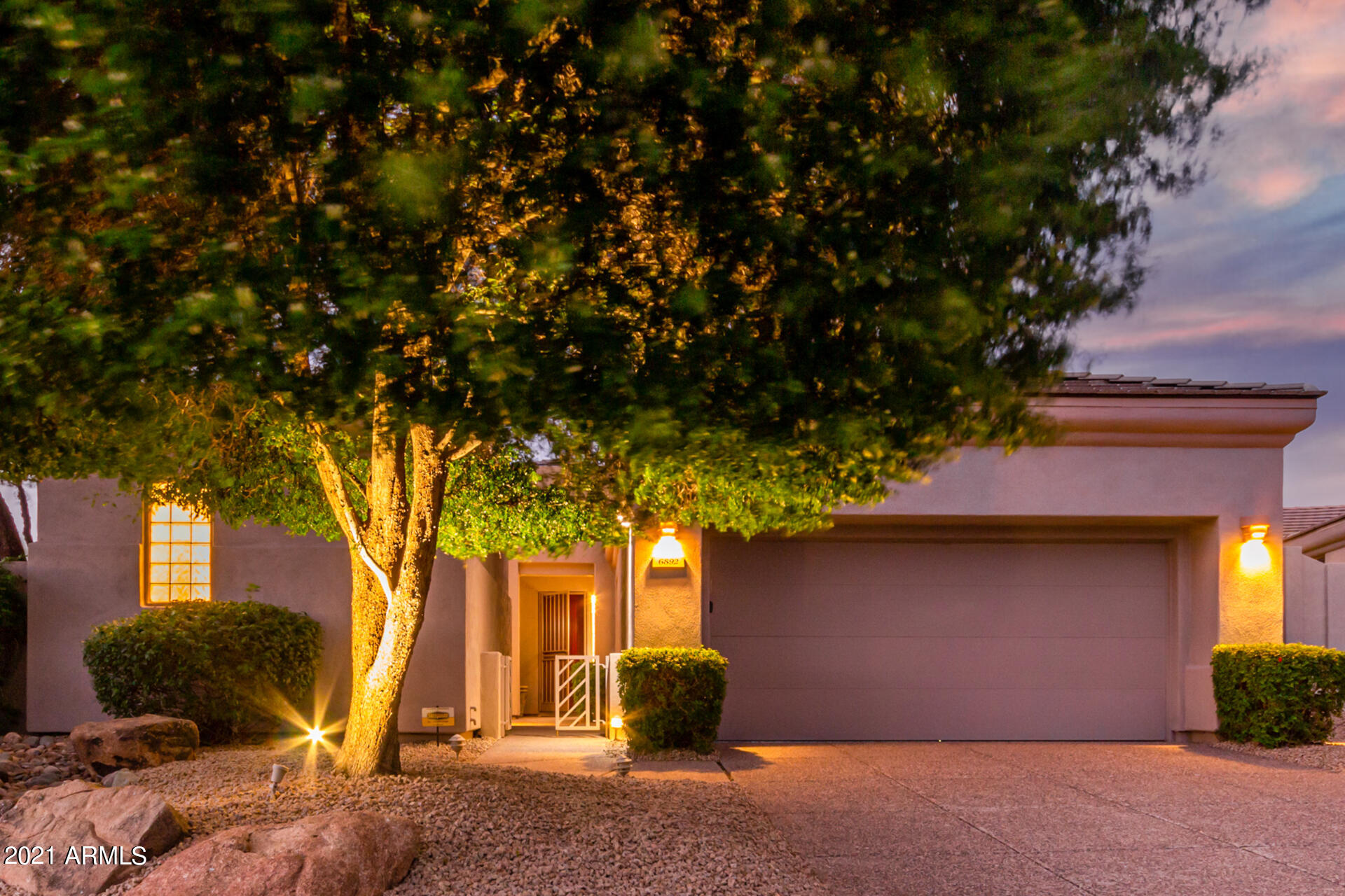 6892 E NIGHTINGALE STAR Circle