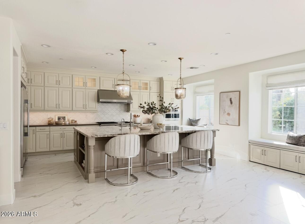 2931 E MADISON VISTAS Drive