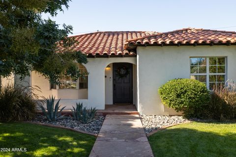 Single Family Residence in Phoenix AZ 552 ENCANTO Boulevard.jpg