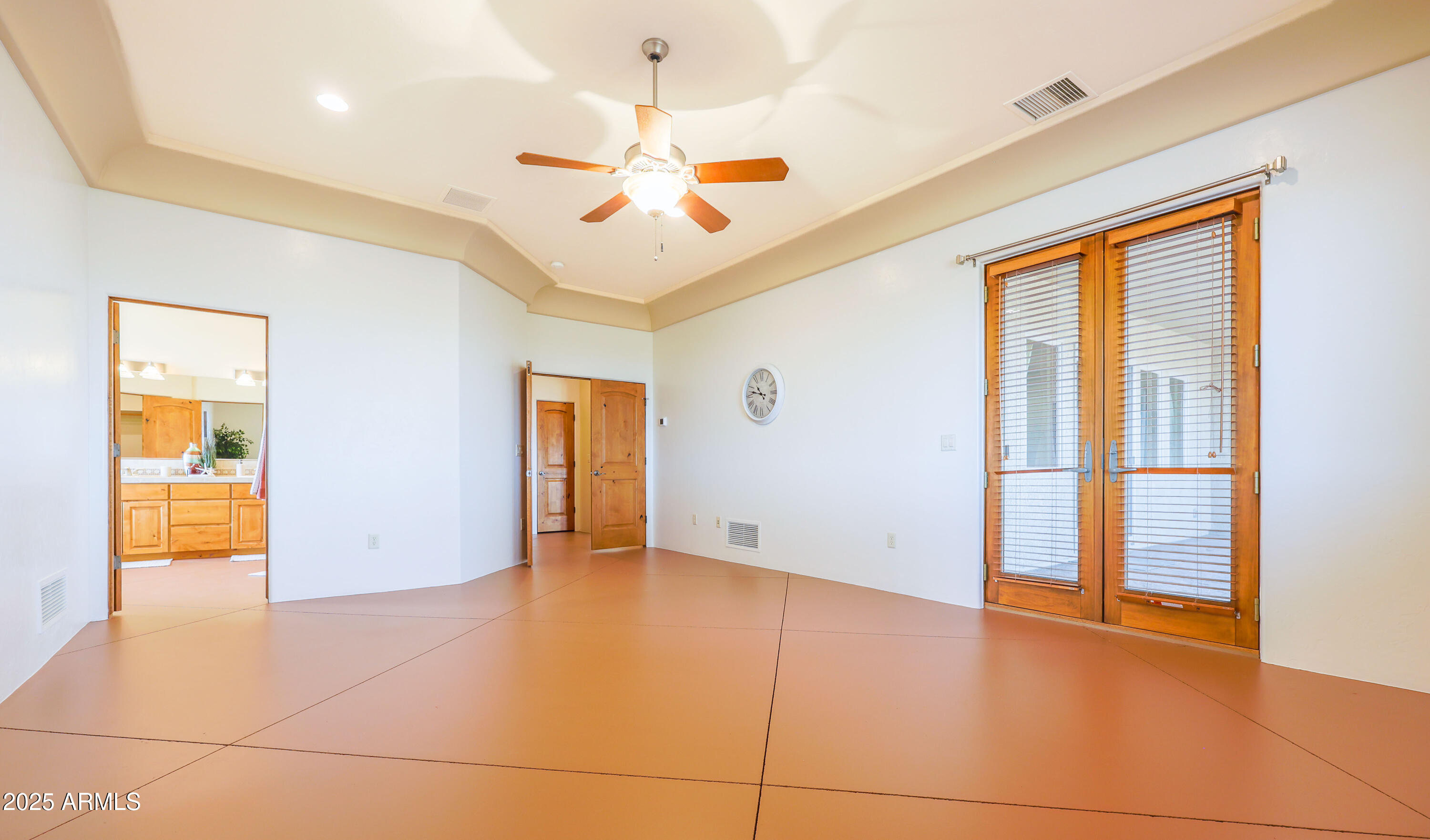 LA PRADERA ESTATES - Residential