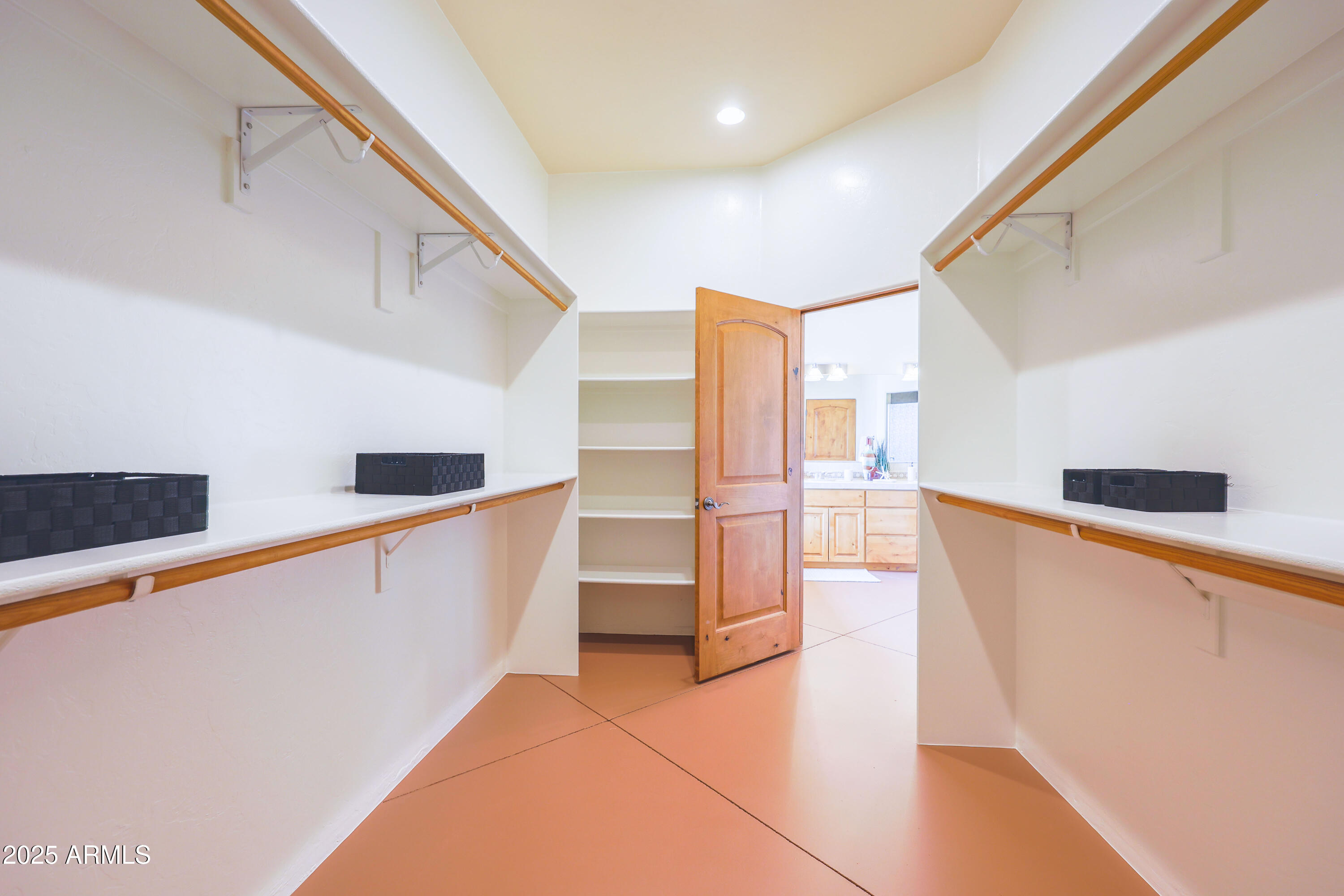 LA PRADERA ESTATES - Residential