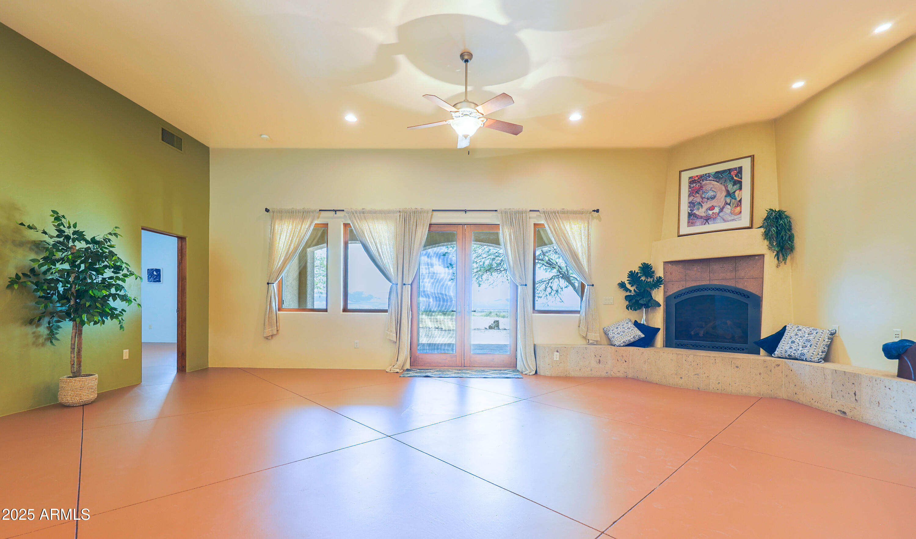 LA PRADERA ESTATES - Residential