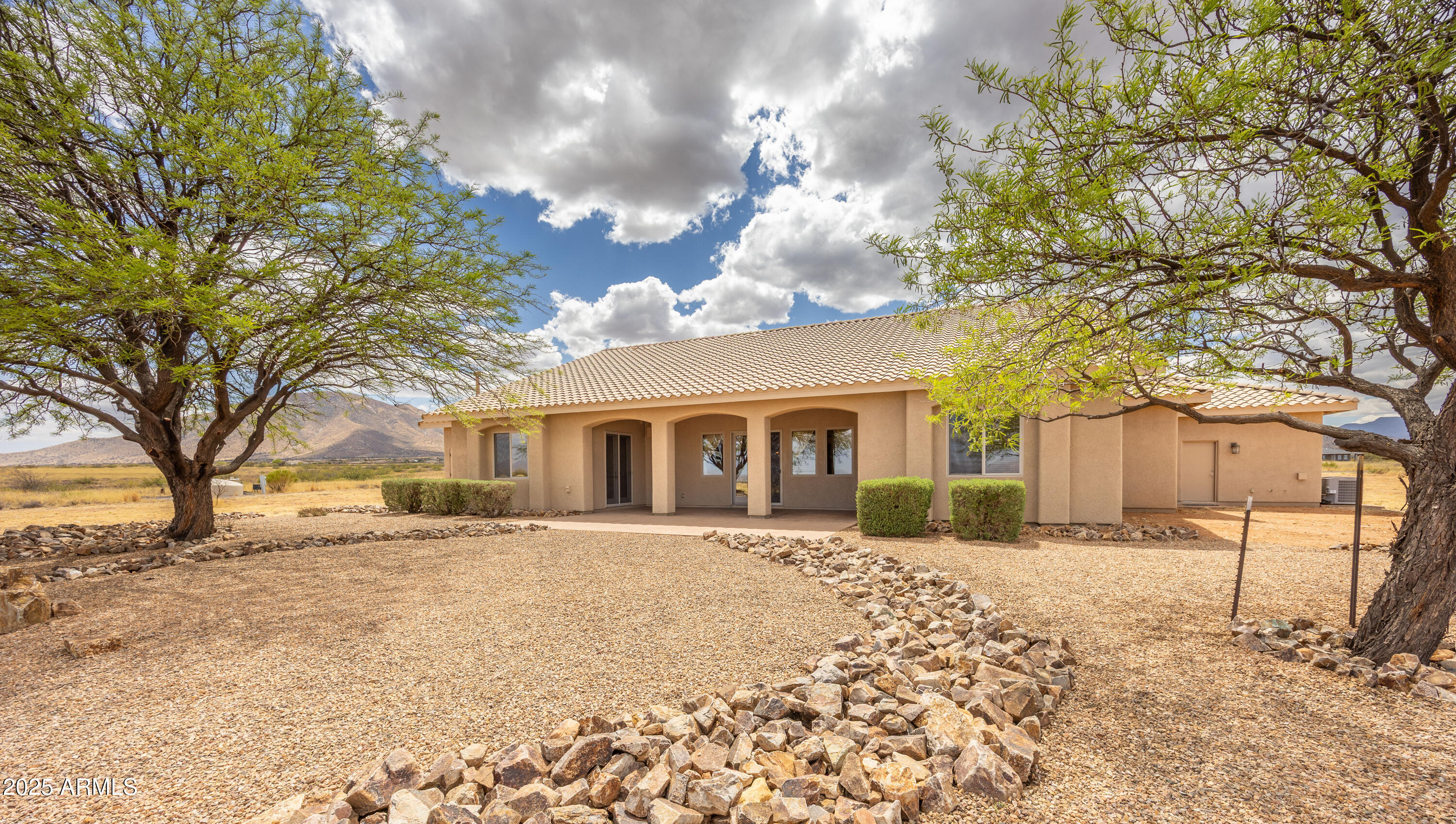 LA PRADERA ESTATES - Residential