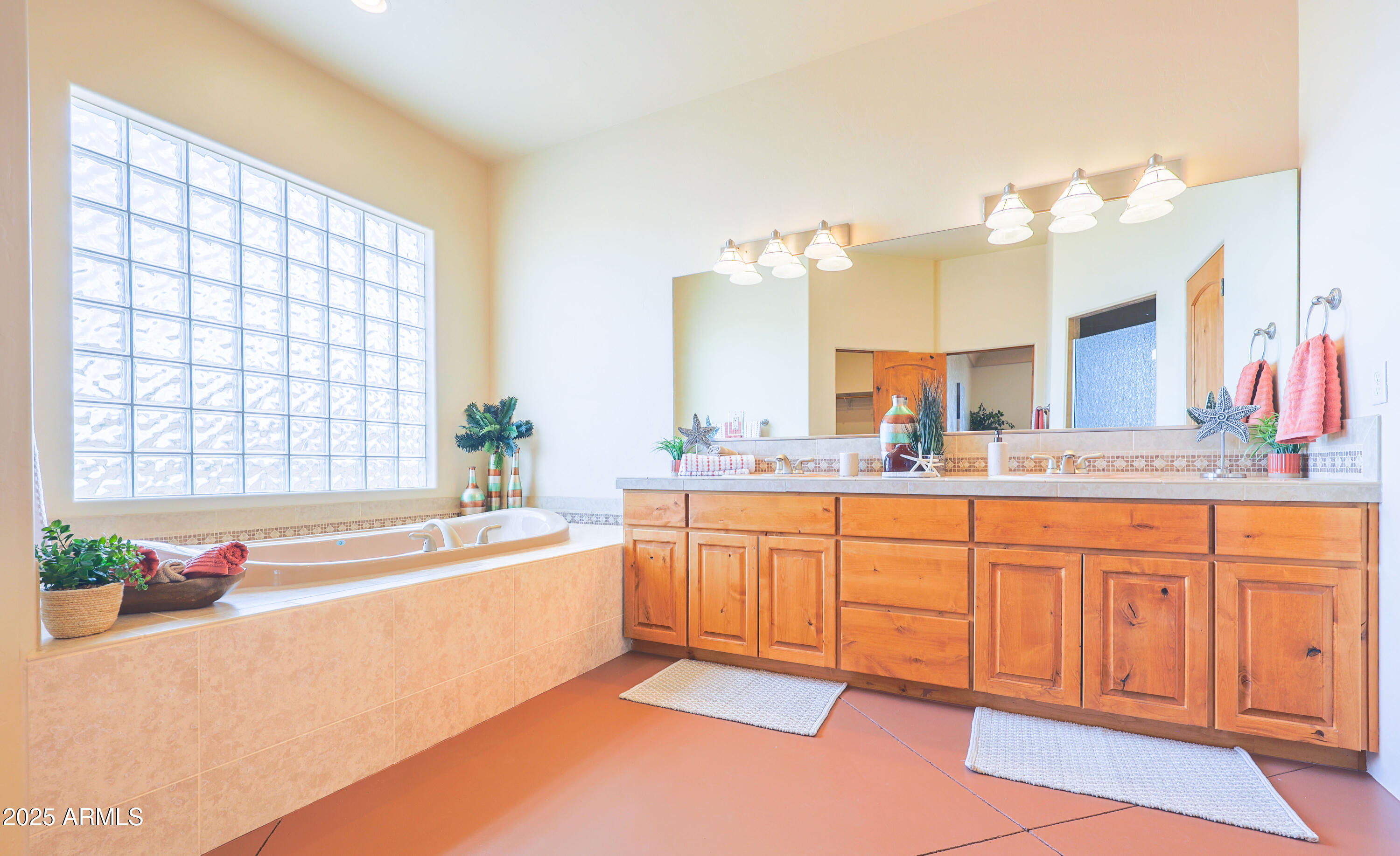 LA PRADERA ESTATES - Residential