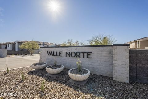 2121 W Sonoran Desert Drive 32 Phoenix AZ 85085