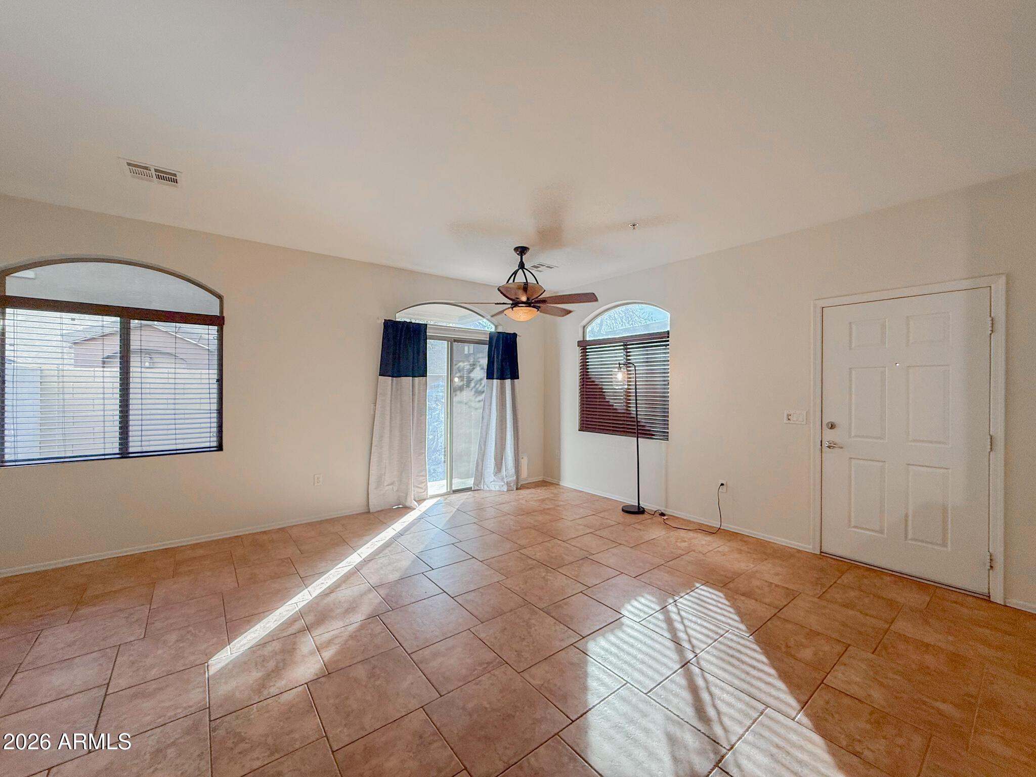 2150 W Alameda Road Unit 1063