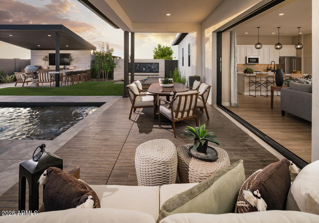 TAPESTRY AT DESTINATION - Residential