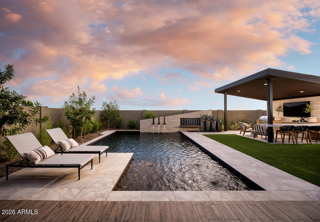 TAPESTRY AT DESTINATION - Residential