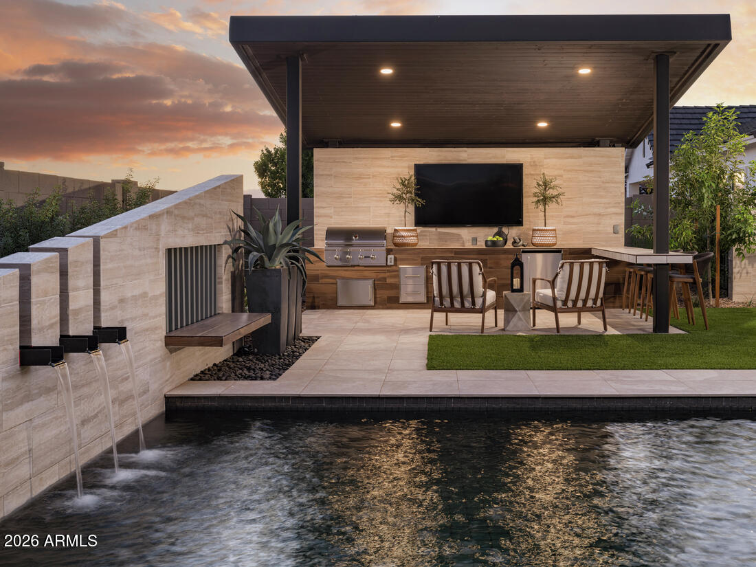 TAPESTRY AT DESTINATION - Residential