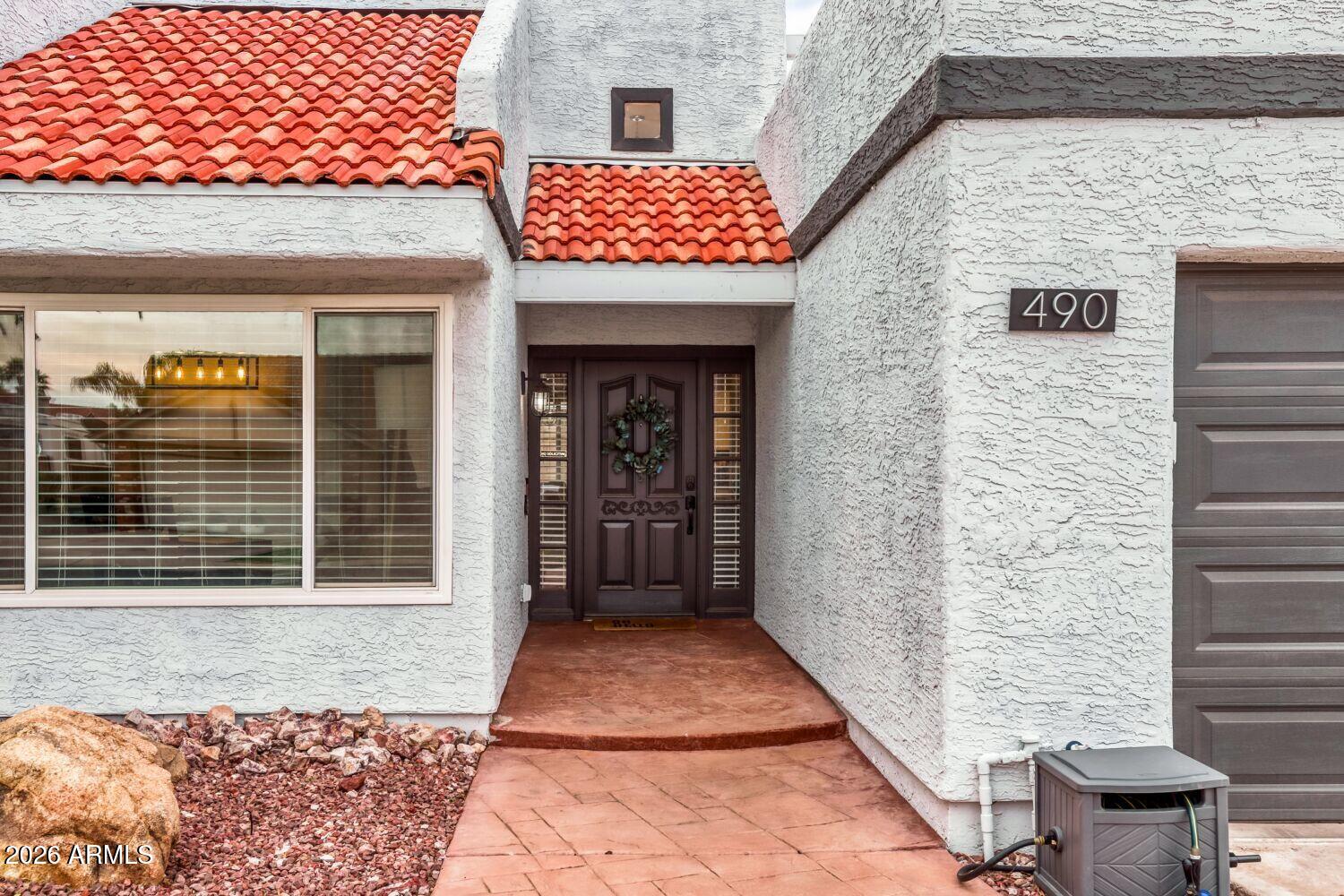 490 E SAN ANGELO Avenue