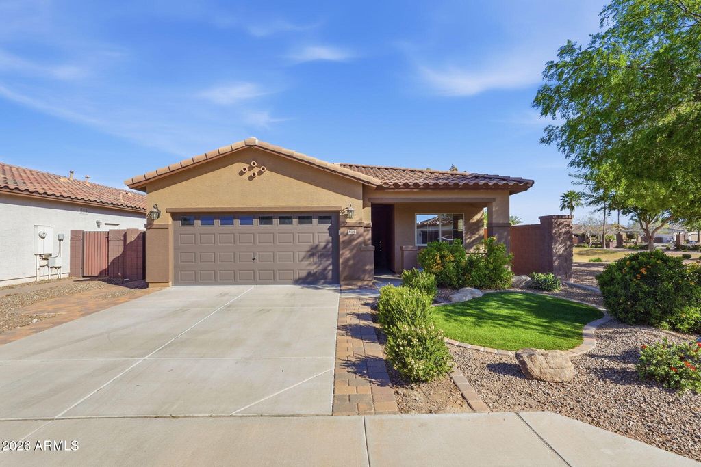 Photo of 1404 W Rubber Tree Court, San Tan Valley, AZ 85140 (MLS # 6995380)