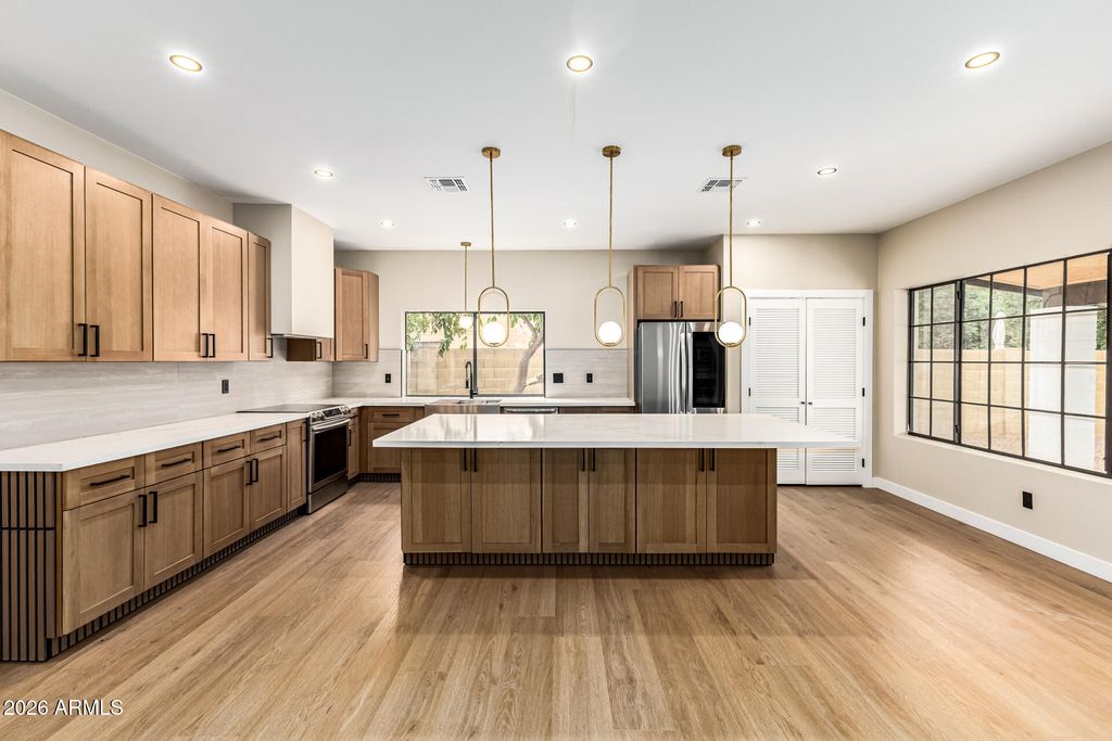 Photo of 6425 W Crocus Drive, Glendale, AZ 85306 (MLS # 6984866)