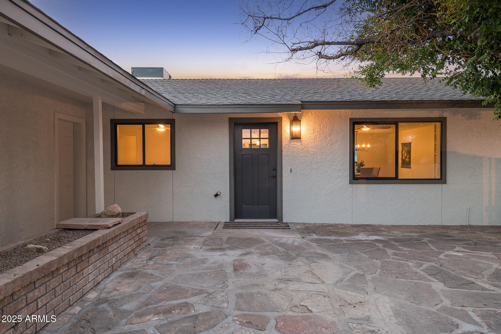 2068 S WRANGLERS Way