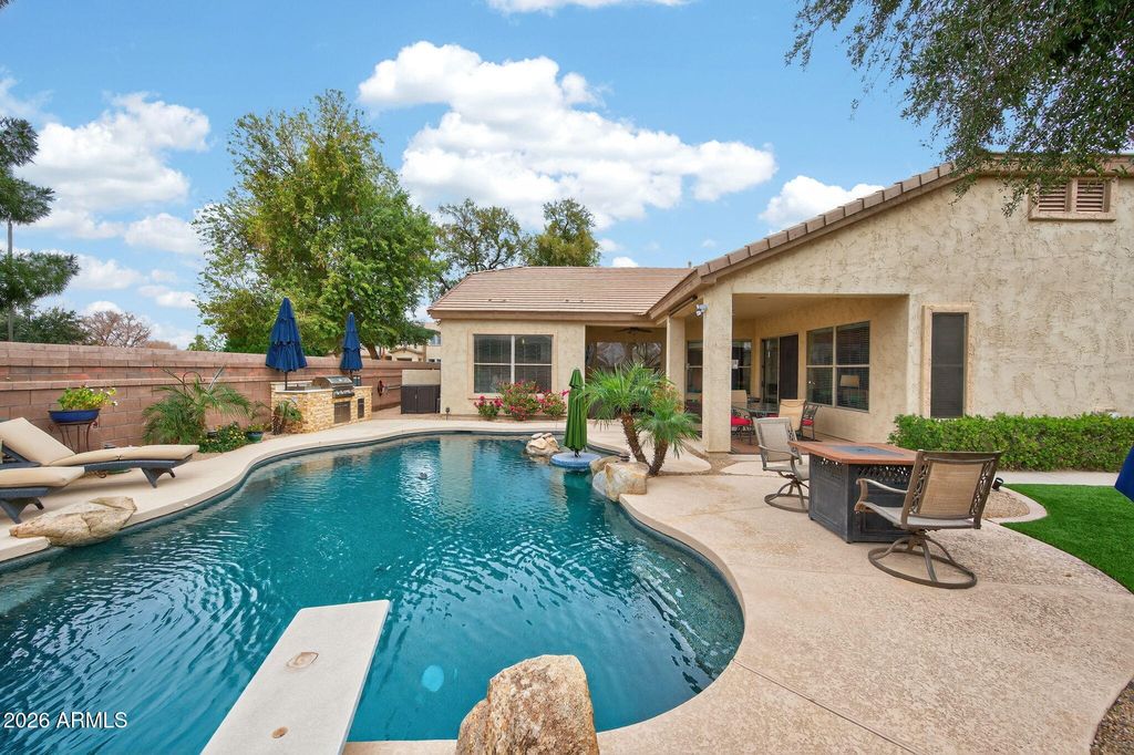 Photo of 373 W Macaw Drive, Chandler, AZ 85286 (MLS # 6985497)