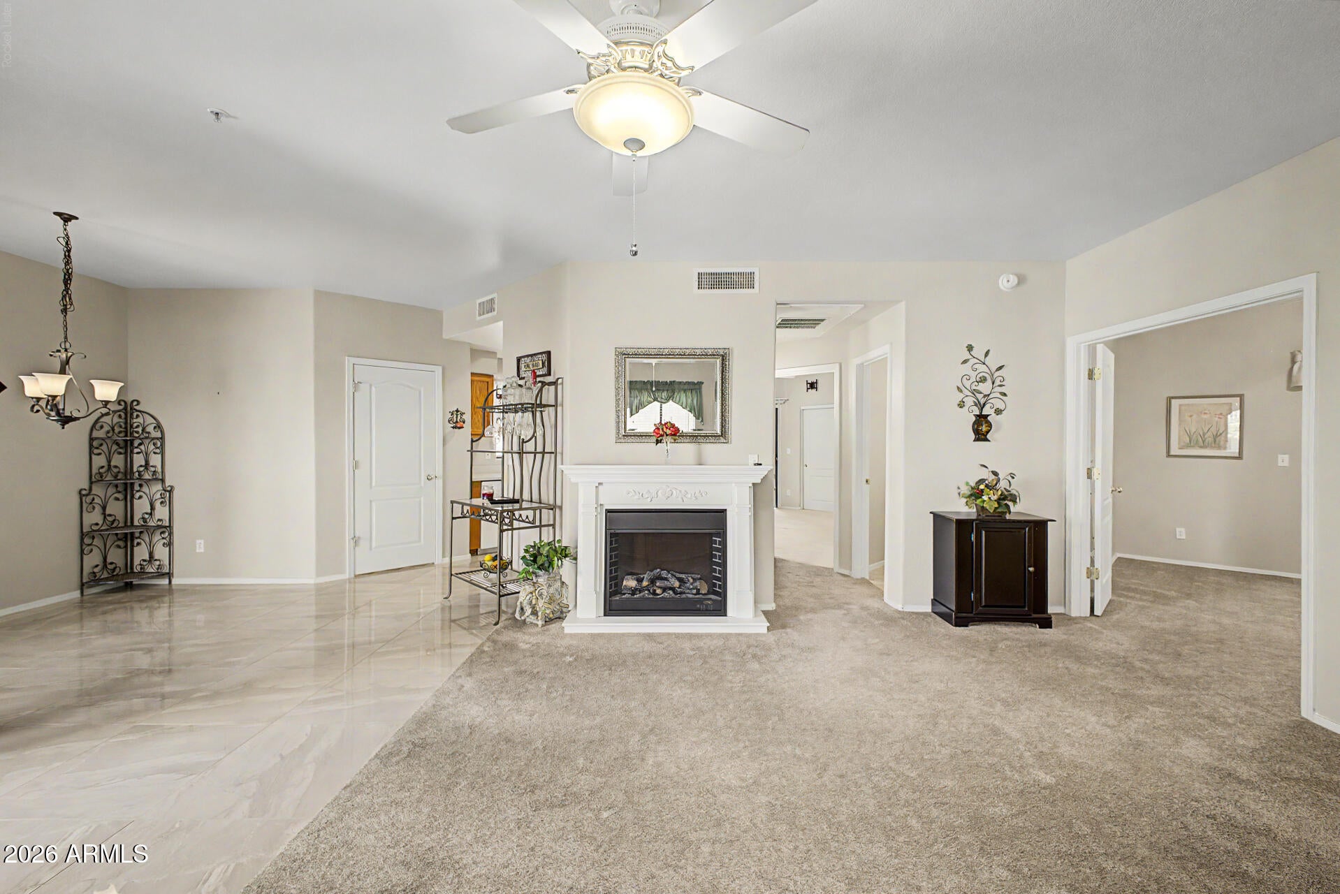 9151 W GREENWAY Road 113