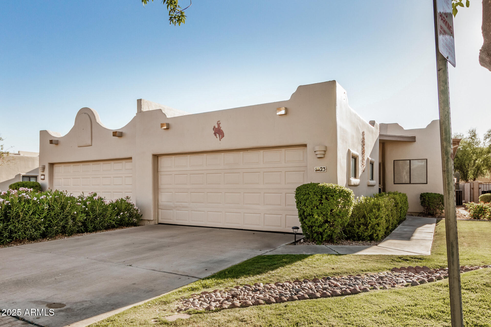 5445 E MCKELLIPS Road 23