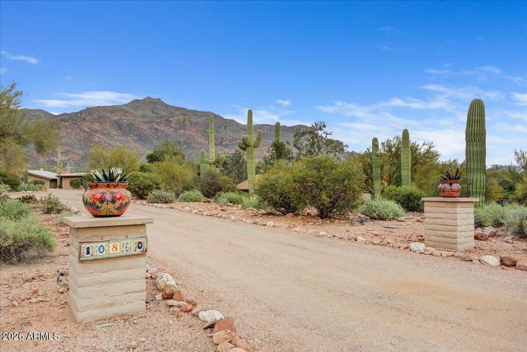 Photo of 10860 E Maverick Trail, Gold Canyon, AZ 85118 (MLS # 6973237)