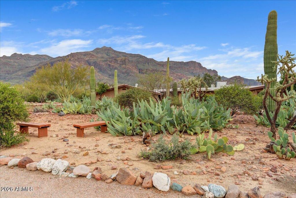 Photo of 10860 E Maverick Trail, Gold Canyon, AZ 85118 (MLS # 6973237)