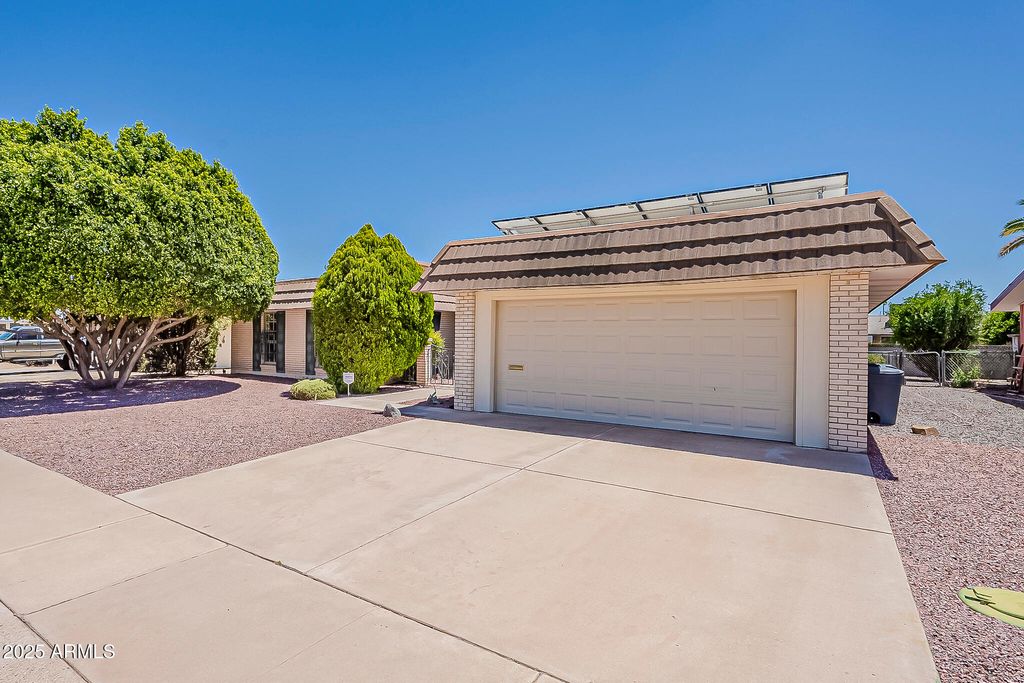Photo of 10335 W Mission Lane, Sun City, AZ 85351 (MLS # 6826709)