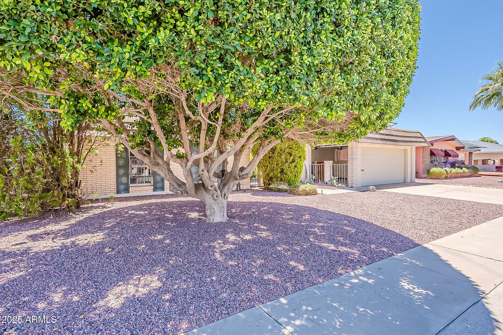 Photo of 10335 W Mission Lane, Sun City, AZ 85351 (MLS # 6826709)